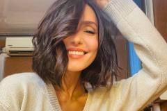 Ambra Angiolini bellissima in un selfie mentre sorride