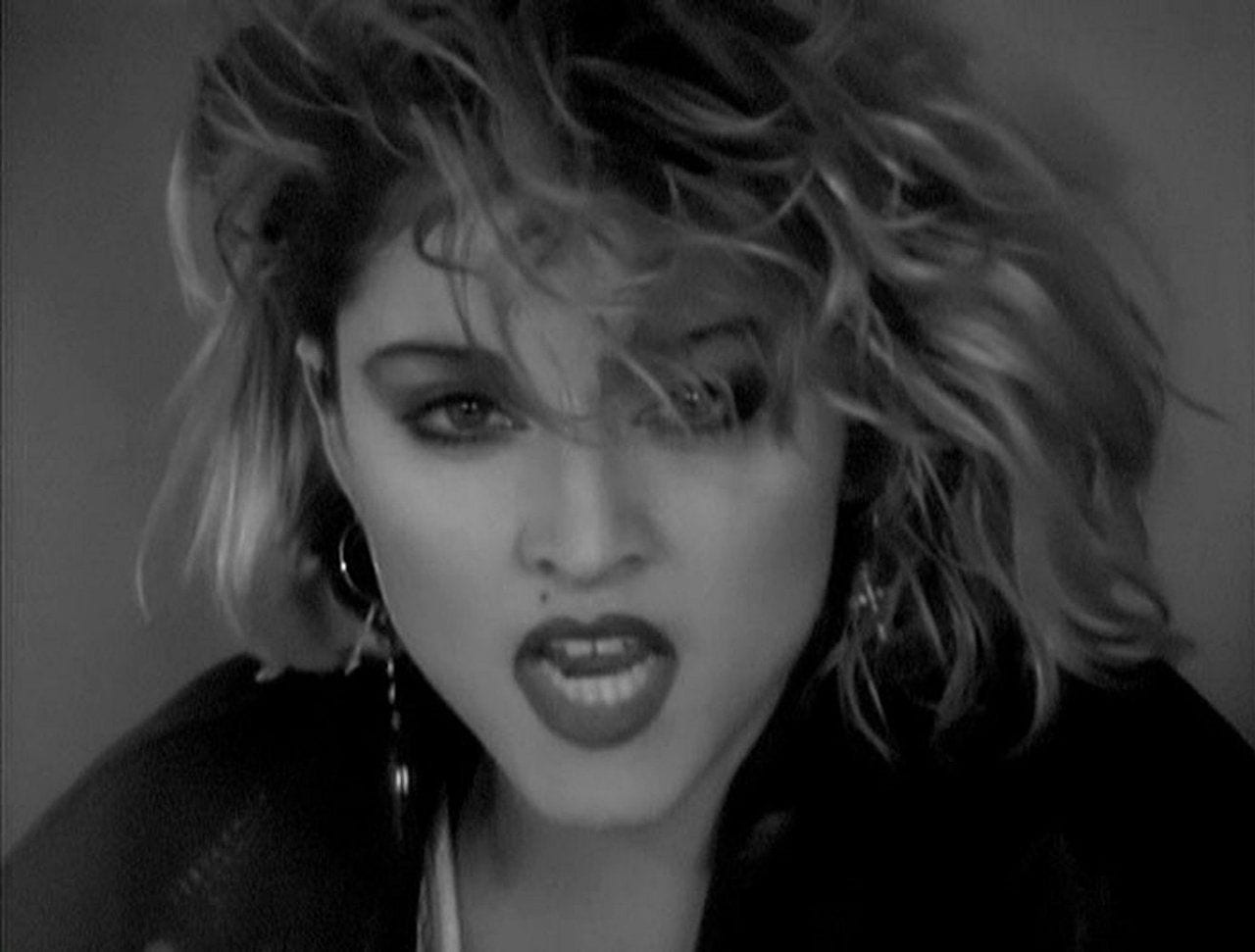 Immagine del video Borderline - Madonna