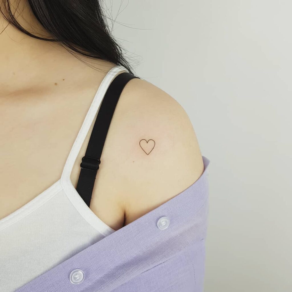 tatuaggio piccolo cuore