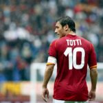 Francesco Totti con la maglia 10 della Roma