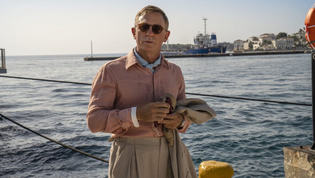 Daniel Craig in Glass Onion - Knives Out