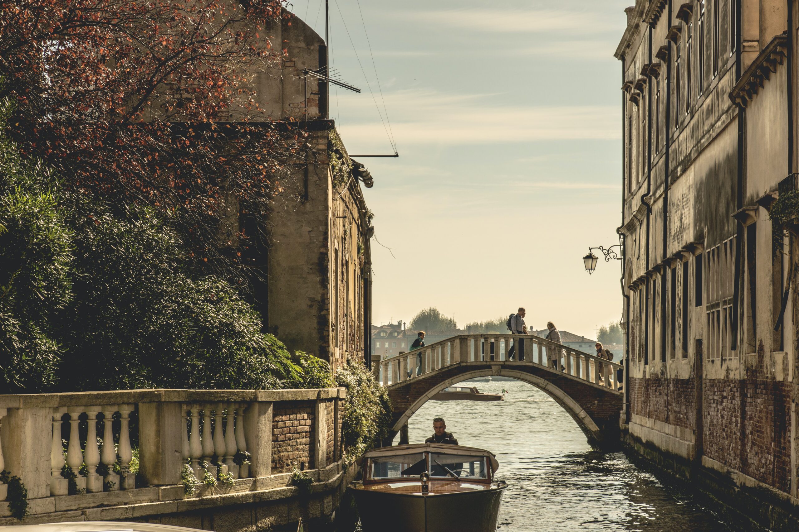 Uno scorcio di un canale di Venezia
