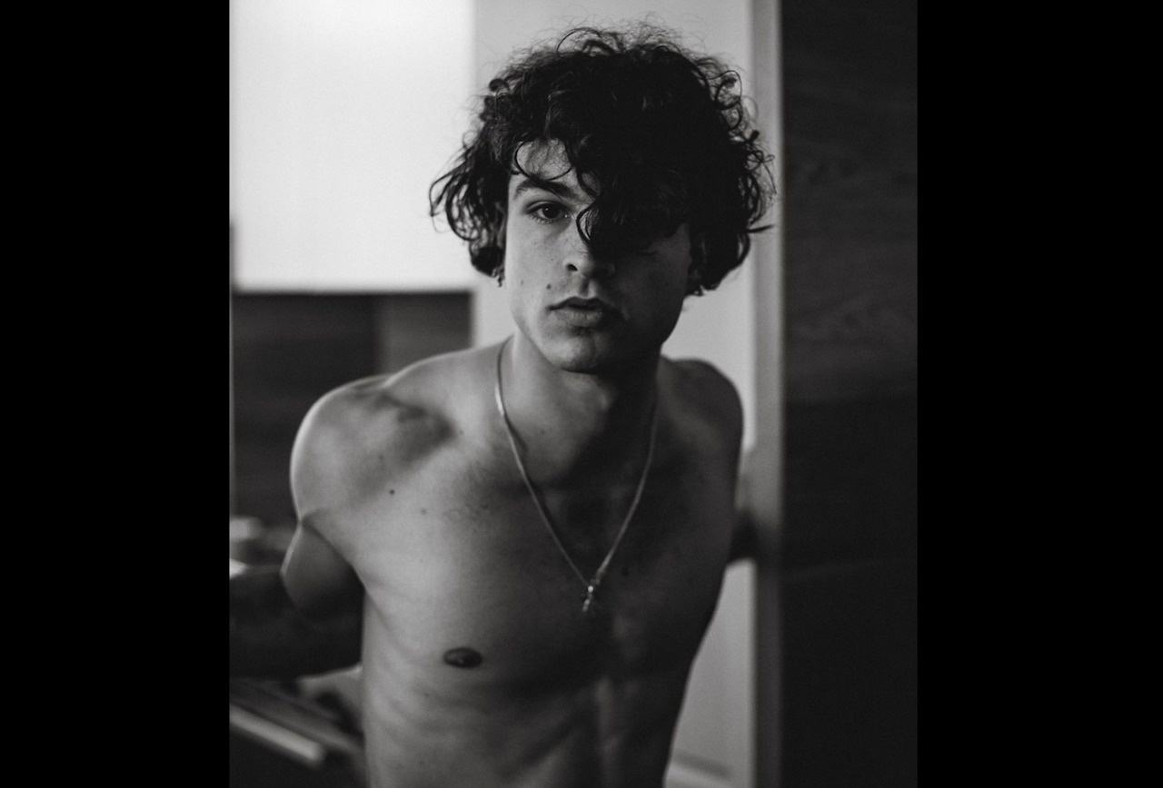 leo gassmann sexy e nudo