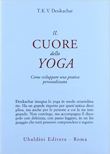 la copertina de Il cuore dello yoga