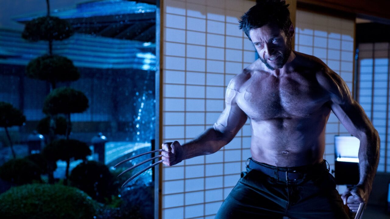 Mezza figura di Hugh Jackman in Wolverine - L'immortale