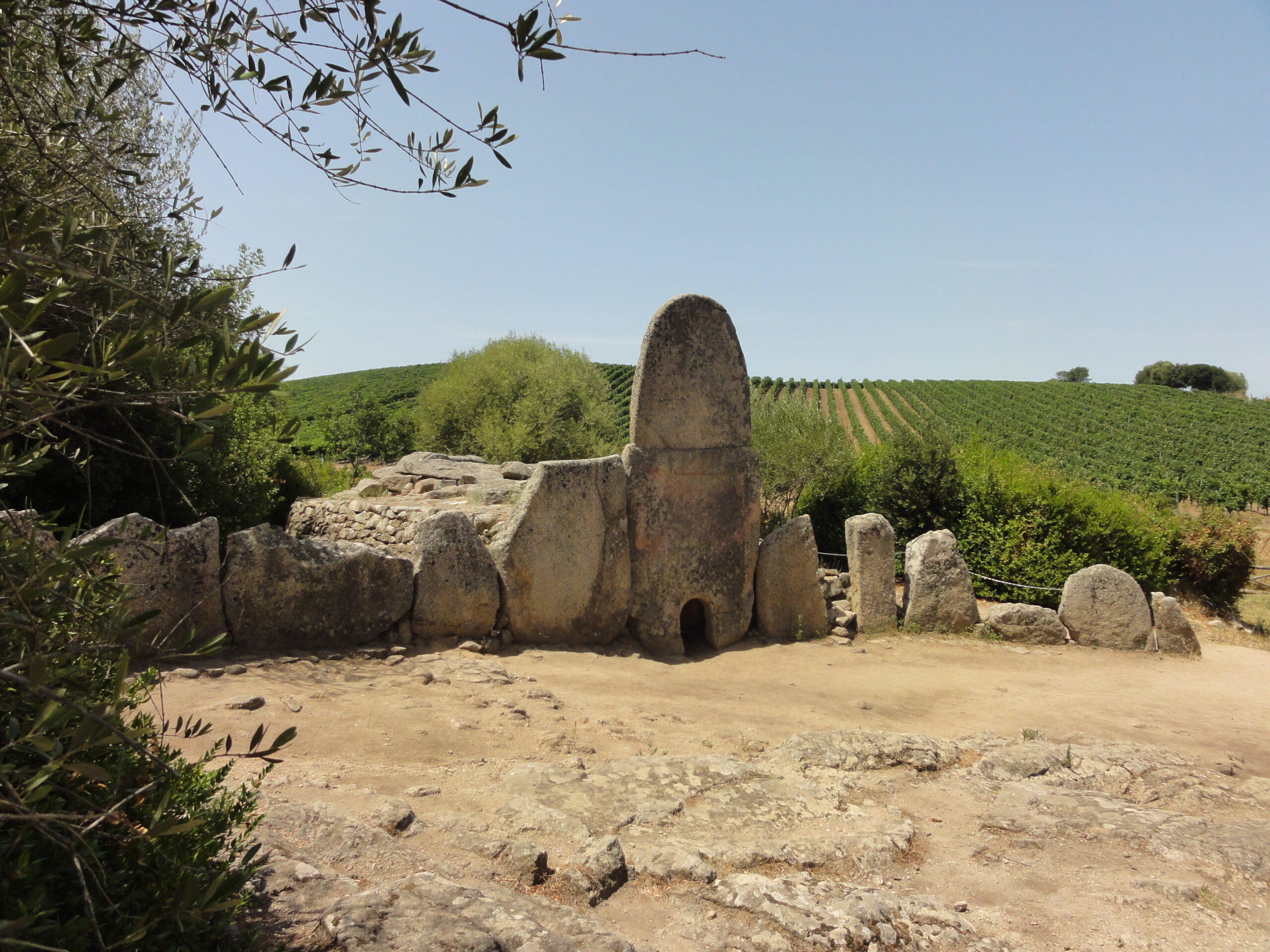 Tomba dei giganti di Coddu Vecchiu - Arzachena (SS)